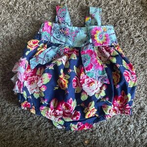 Giggle Moon Pastel Floral Baby Outfit Sz 6mths